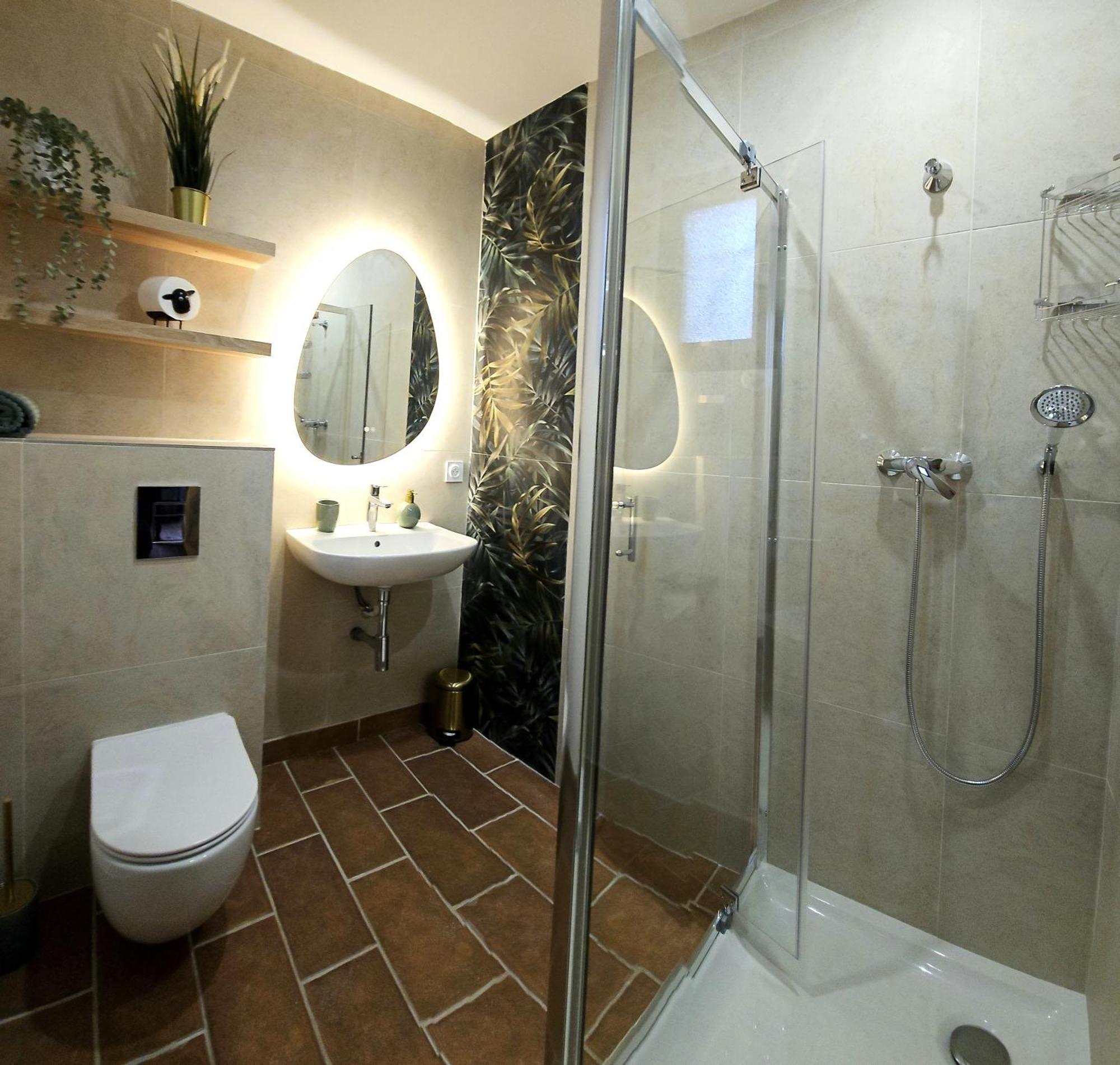 Villa Tropez Chambres D'Hotes Le Luc Exterior foto