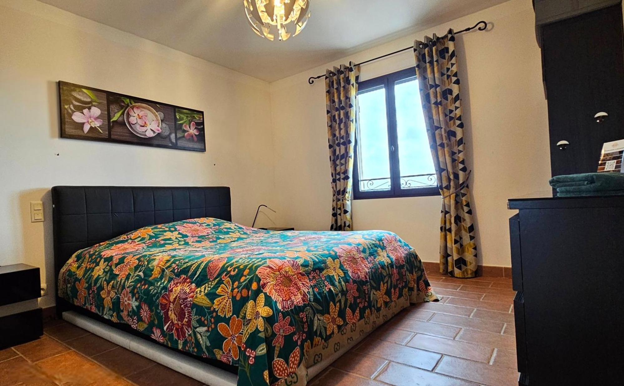 Villa Tropez Chambres D'Hotes Le Luc Exterior foto